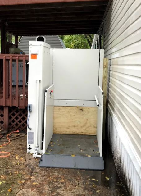 Bruno outdoor wheelchair lift installed by Lifeway Mobility in Mankato Minnesota