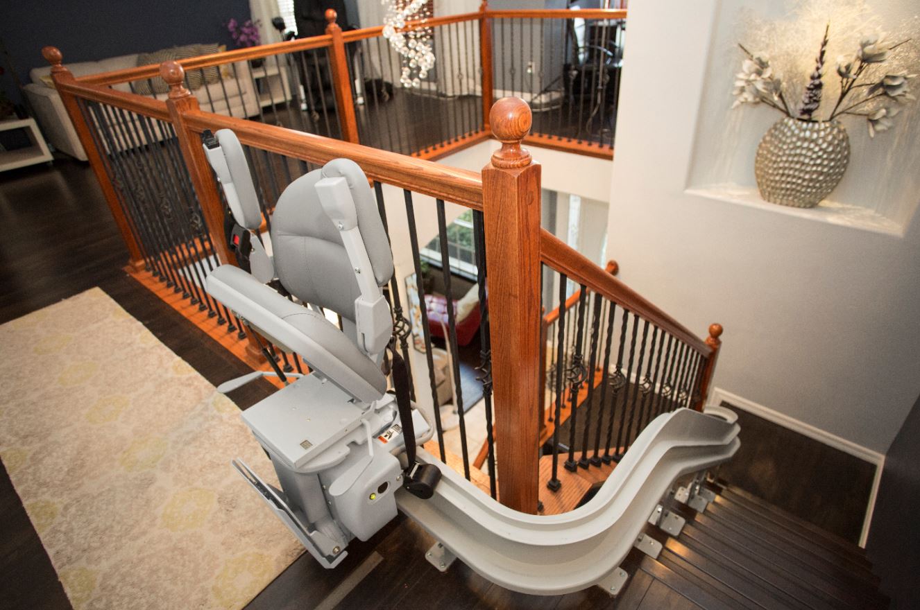 curved stair lifts in Downers Grove, IL