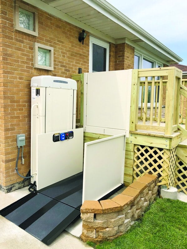 Harmar Highlander II VPL installed by Lifeway Mobility