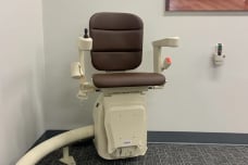 Handicare Freecurve curved stairlift in Lifeway Mobility Chicago remodeled showroom