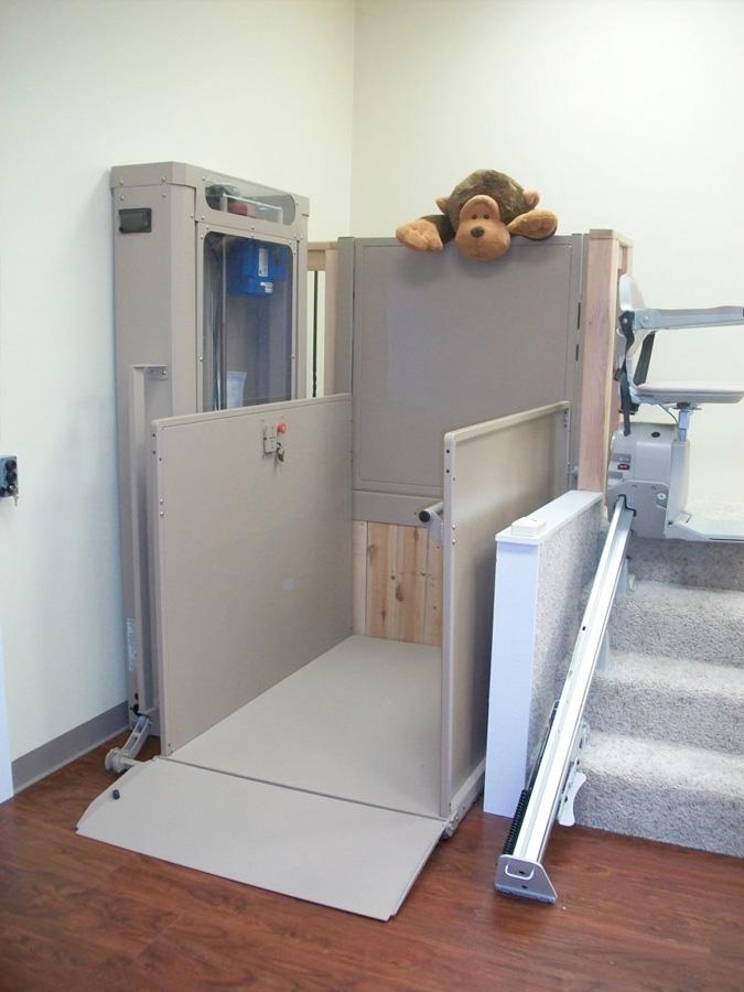 vertical platform lift in Lifeway Mobility showroom in Arlington Heights, Illinois