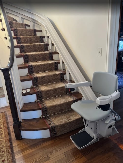 Lifeway Mobility Bruno Elite Curved stair lift