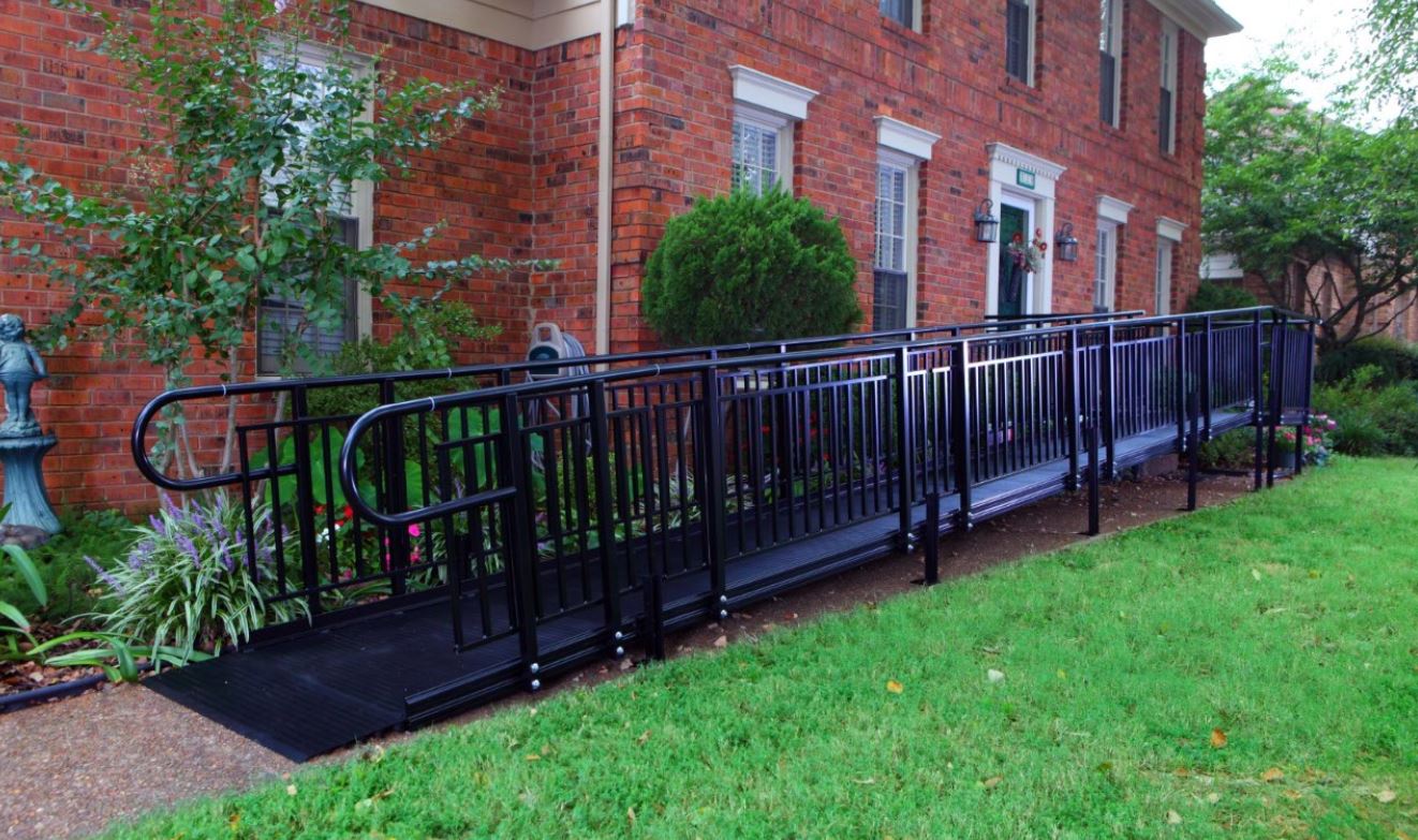 black-powder-coated-aluminum-wheelchair-ramp