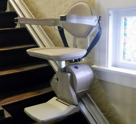 stair lift rental installed in Chicago home by Lifeway Mobility