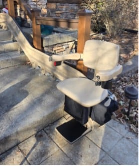 outdoor curved stairlift from Lifeway Mobility