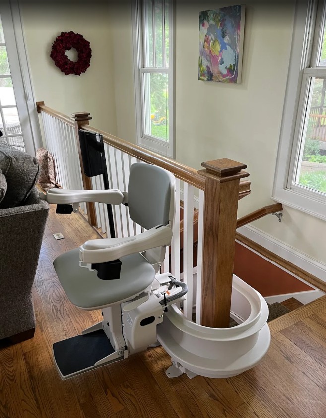 custom curved stair lift by Lifeway Mobility
