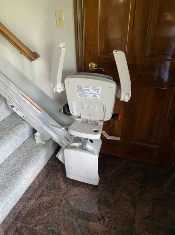 Bruno-Elan-stairlift-installed-by-Lifeway-Mobility-Indianapolis-with-components-folded-up.JPG