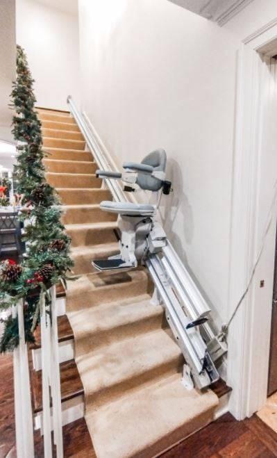 Bruno-Elite-stairlift-with-folding-rail-installed-in-Columbus-Ohio-by-Lifeway-Mobility.JPG