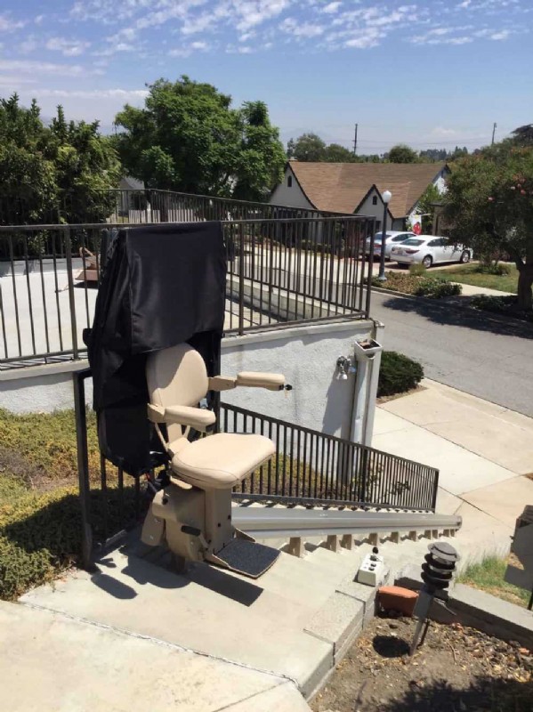 Bruno outdoor elite stairlift in Los Angeles