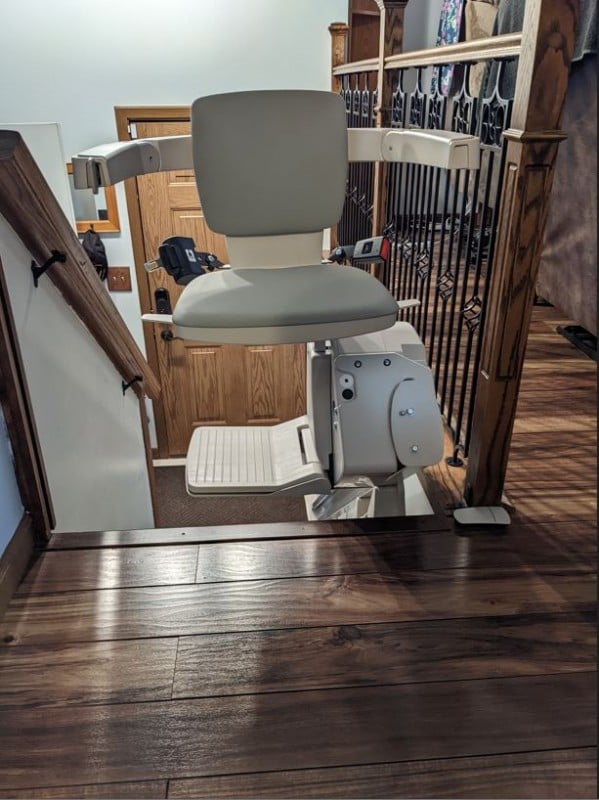 Bruno stairlift swiveled at top landing