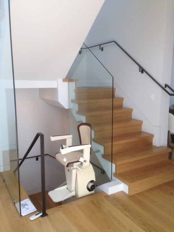 Handicare Freecurve curved stairlift installed in San Jose CA