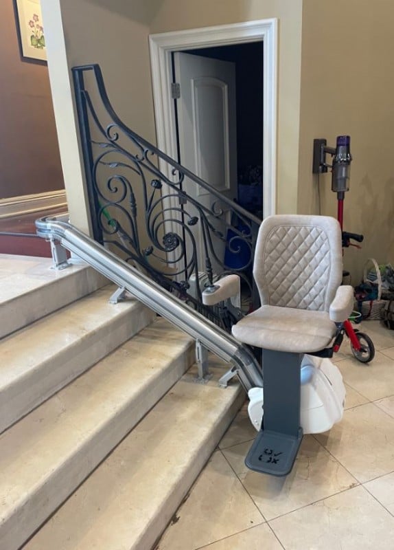 Harmar-Up-curved-stairlift-installed-in-CA-by-Lifeway-Mobility.JPG