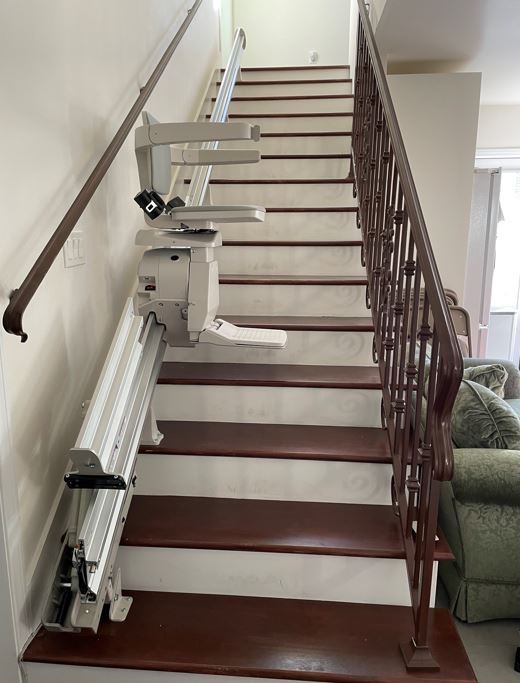 Lifeway-Mobility-stairlift-with-power-folding-rail-installed-in-North-Hollywood-CA.JPG