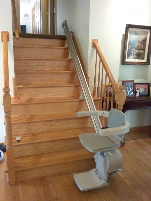 New-Bruno-Elan-3050-stairlift-installed-in-Mount-Prospect-by-Lifeway-Mobility.jpg