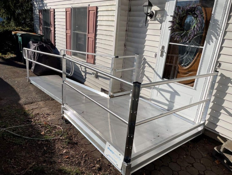 aluminum-wheelchair-ramp-in-Easton-PA.JPG