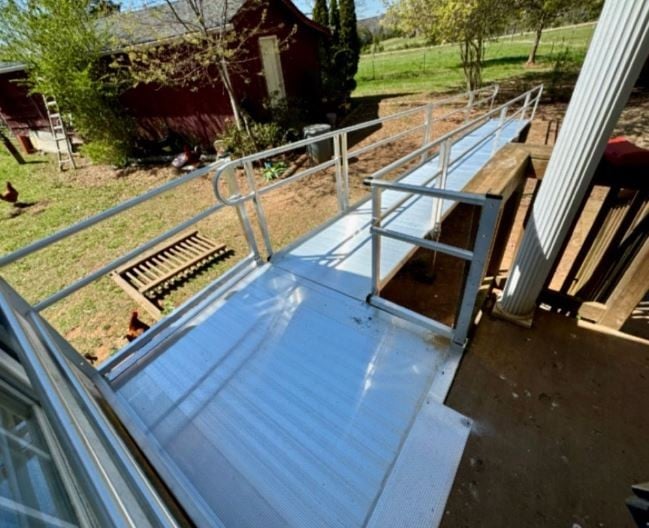 aluminum-wheelchair-ramp-installed-in-NC-by-Lifeway-Mobility-Charlotte.JPG