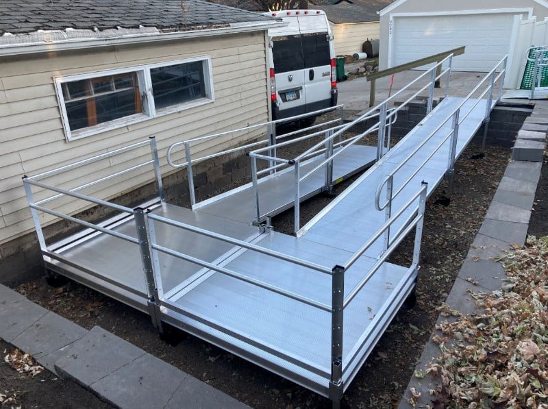 aluminum-wheelchair-ramp-installed-in-Robbinsdale-Minnesota-by-Lifeway-Mobility.JPG