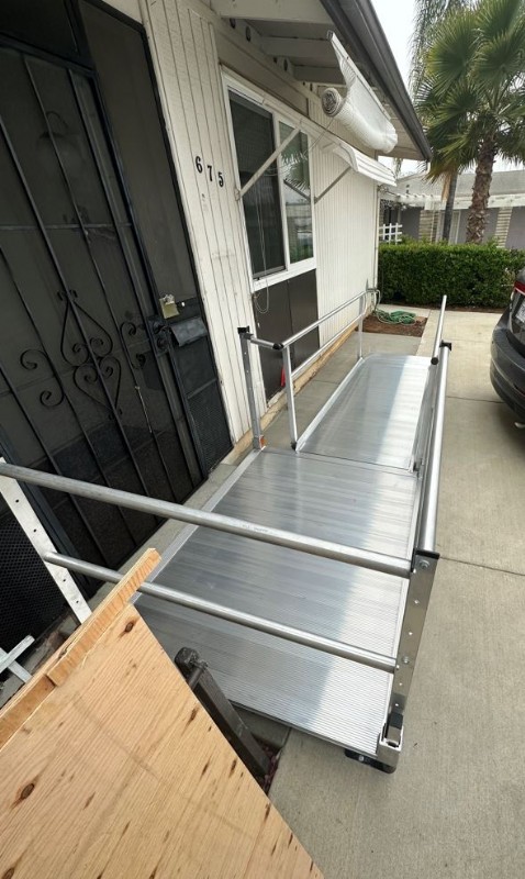 aluminum-wheelchair-ramp-installed-in-San-Diego-by-Lifeway-Mobility.JPG