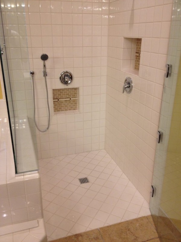 barrier-free-shower-with-door-installed-by-Lifeway-Mobility-LA.jpg