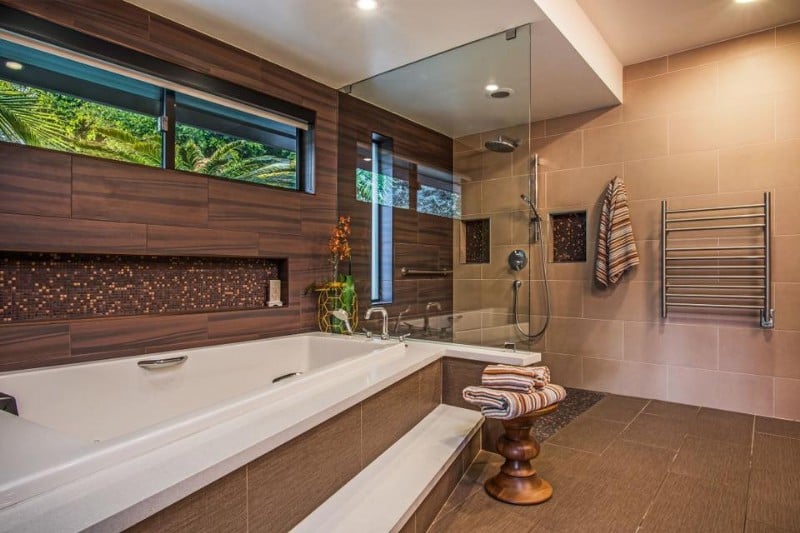 beautiful-walk-in-shower-with-grab-bars-in-home-in-Los-Angeles-CA.jpg