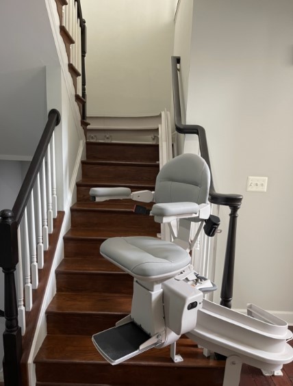 curved-stairlift-Clarksburg-MD-installed-by-Lifeway-Mobility.jpg