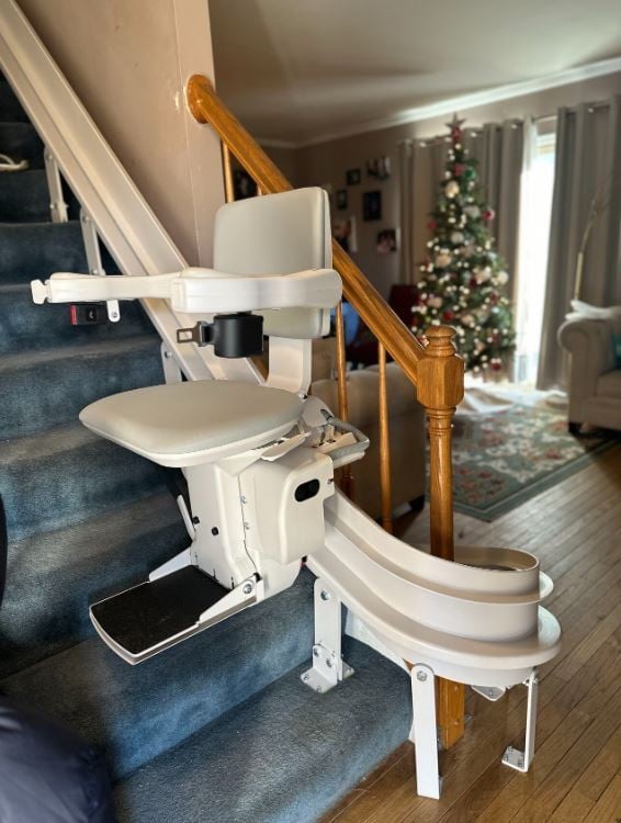 curved-stairlift-installed-in-NJ-home-by-Lifeway-Mobility.JPG