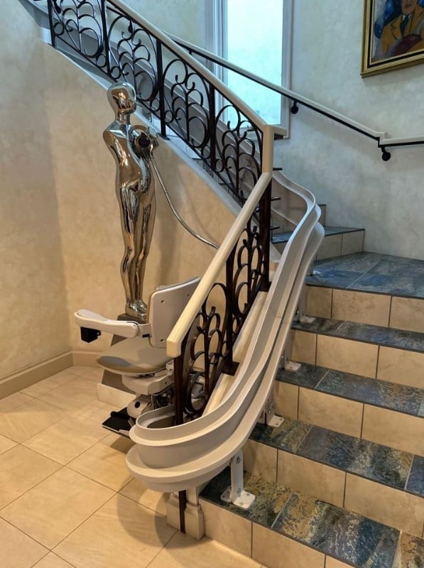 curved stairlift with 180 park at bottom landing in LaJolla CA