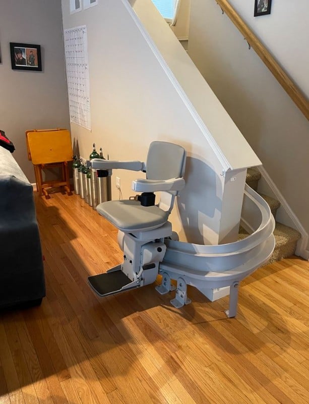 curved-stairlift-with-lower-landing-180-degree-park-installed-in-Red-Lion-PA-by-Lifeway-Mobility.JPG