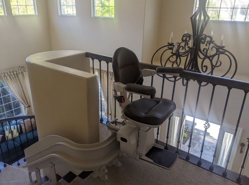 custom-curved-stairlift-with-black-upholstery-installed-by-Lifeway-Mobility-in-Redwood-City-California.JPG
