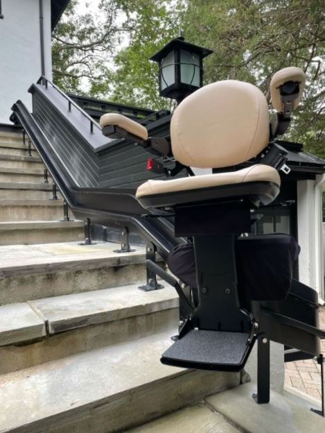 outdoor curved stairlift in Wellesly Massachusetts by Lifeway Mobility