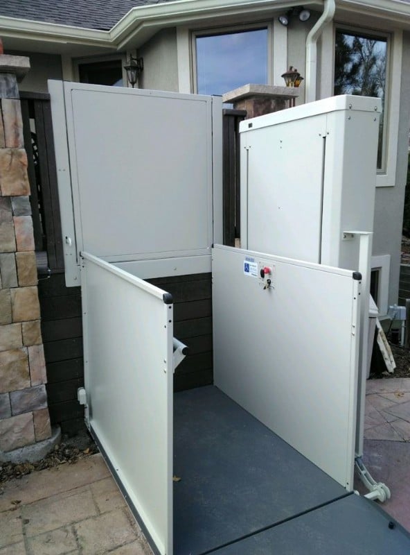 wheelchair-platform-lift-installed-in-Fort-Collins-CO-by-Lifeway-Mobility.JPG