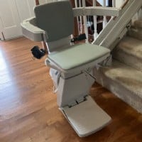 Bruno-Elan-stairlift-in-Baltimore-home-installed-by-Lifeway-Mobility.JPG