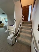 Handicare-2000-curved-stairlift-installed-in-Belvidere-IL-by-Lifeway-Mobility-Chicago.JPG
