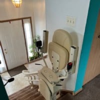 Lifeway-Mobility-installed-Harmar-Helix-180-curved-stairlift.JPG