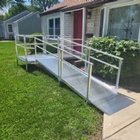 aluminum wheelchair ramp installed by Lifeway Mobility Kansas City