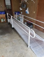 aluminum-wheelchair-ramp-installed-in-Greenwood-South-Carolina-by-Lifeway-Mobility.JPG