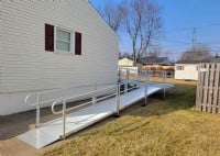 aluminum-wheelchair-ramp-installed-in-Newark-DE-by-Lifeway-Mobility_1.jpg