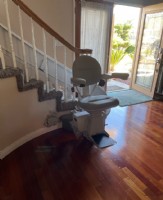 curved-stair-lift-in-Riverside-CA-installed-by-Lifeway-Mobiliy-Gamburd.JPG