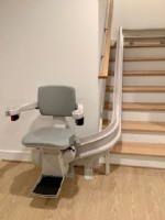 curved-stairlift-with-bottom-landing-park-option-installed-by-Lifeway-Mobility-Baltimore.JPG