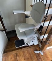 stairlift-installed-in-Hartford-CT-by-Lifeway-Mobility.JPG