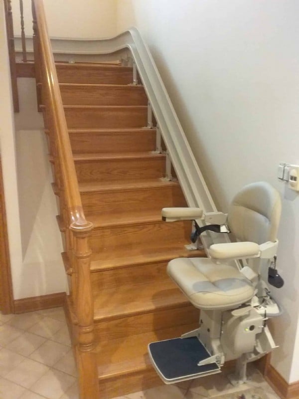 Bruno-Elite-Curved-Stairlift-Barrington-IL.jpg