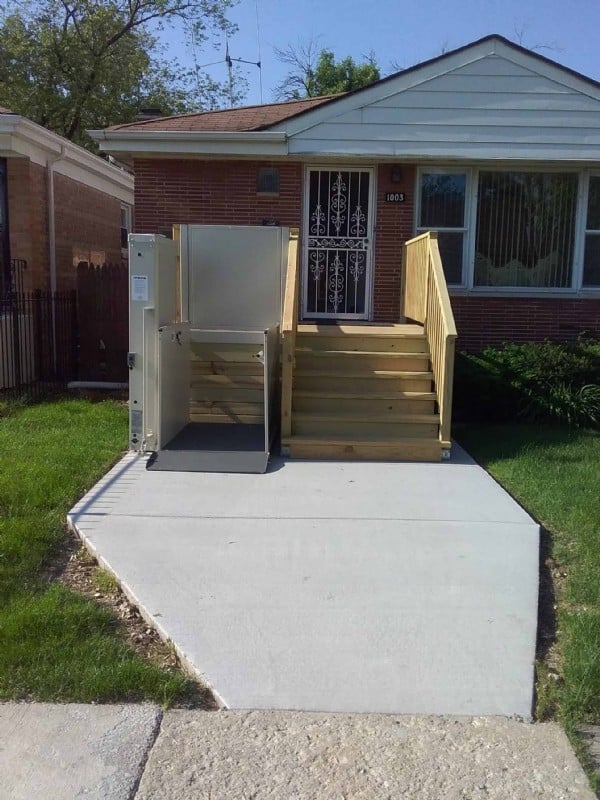 Bruno porch lift installed by Lifeway Chicago