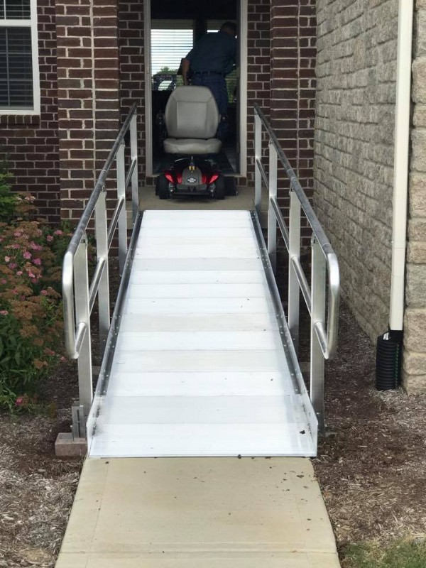 EZ-Access-modular-aluminum-ramp-Indiana-Lifeway-Mobility.jpg