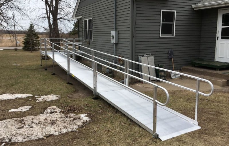 aluminum-modular-ramp-installation-to-provide-access-to-Minnesota-home.JPG