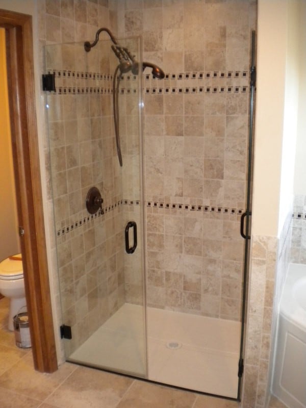 barrier-free-entry-shower-with-glass-doors-Chicago-Illinois.jpg