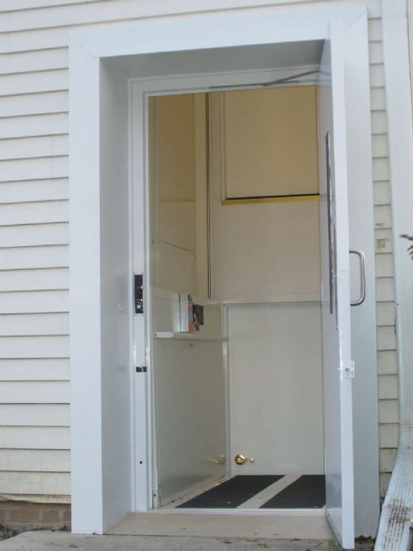 commercial wheelchair lift in hoistway in church in Libertyville Lifeway Mobility Chicago