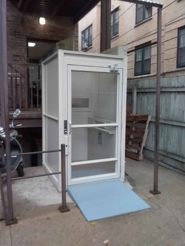 enclosed-vertical-platform-wheelchair-lift-in-Chicago-Illinois.jpg