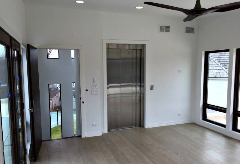 home elevator with sliding doors lifeway chicago