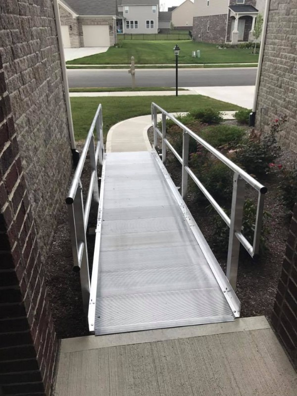 modular-aluminum-ramp-with-handrails-installed-by-Lifeway-Indiana.jpg