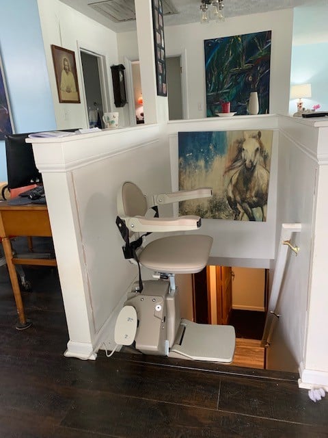 stairlift-at-top-of-stairs-installed-in-Carmel-Indiana.jpg